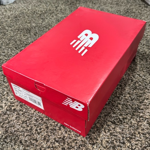 *BRAND NEW* Men’s Baseball Cleats - Picture 7 of 8